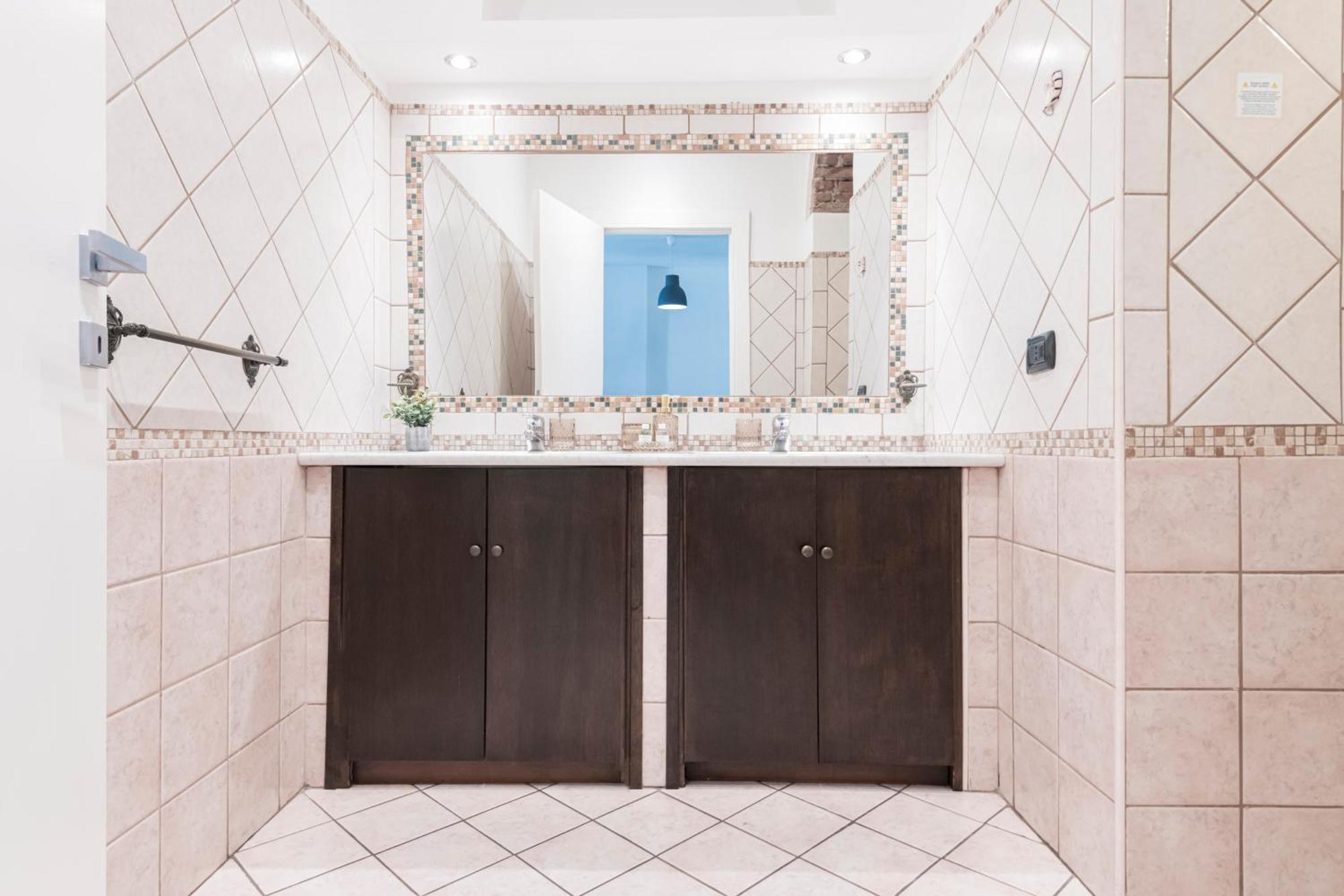 Nice Apartment In The Heart Of Porta Venezia Milano Exteriör bild
